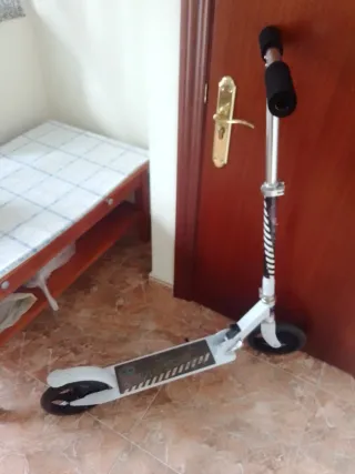 Patinete infantil blanco