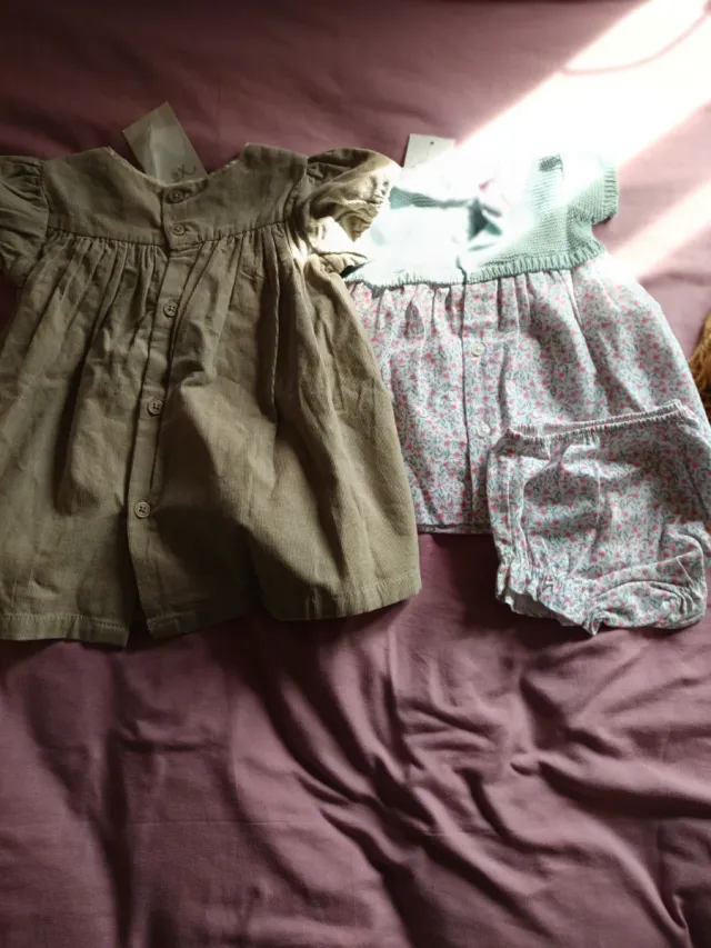 Lote 2 vestidos niña 9-12 meses