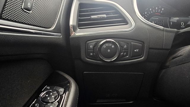 Ford S-MAX 2.0 TDCi Panther 110kW Titanium AUT