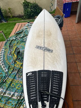 Tabla de surf  js con quillas fcs