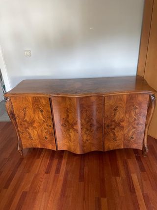 Credenza in radica di noce.Anni 60