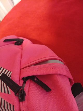 Mochila Nike Rosa y Negra