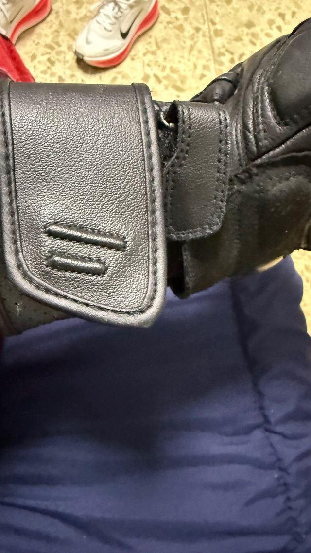 Guantes Moto Oxford Cuero Carbono