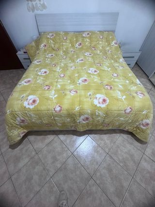 Trapunta matrimoniale con rose