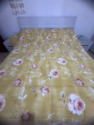 Trapunta matrimoniale con rose