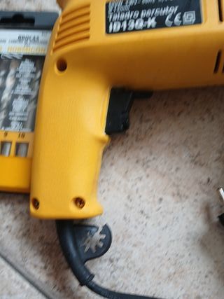 Taladro Kraft Tech + Brocas