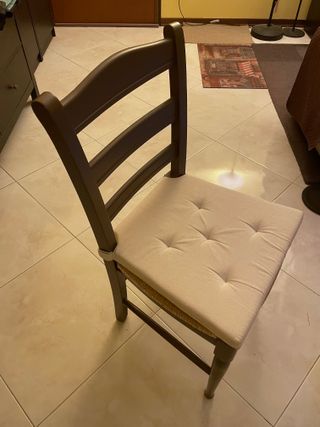 Sedie in tessuto e legno