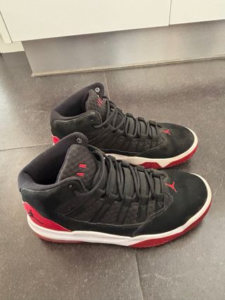 Scarpe Jordan Nere Taglia 42.5