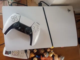 Consola Sony PS5 Blanca + Fifa 26