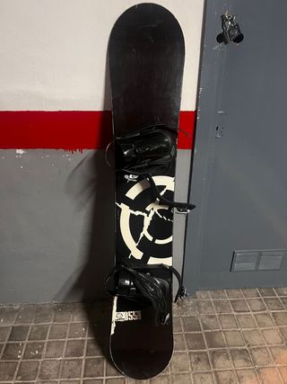 Tabla Snowboard Nitro 155cm + Fijaciones