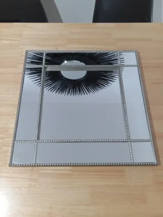 Espejo de pared decorativo plateado