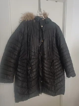 Abrigo plumas mujer negro