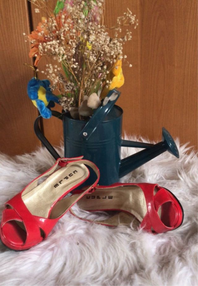 Sandalias Cuplé Charol Rojo Talla 35