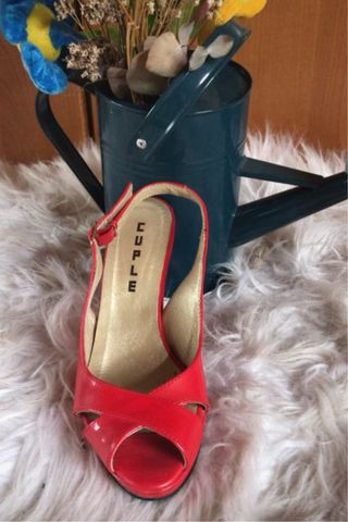 Sandalias Cuplé Charol Rojo Talla 35