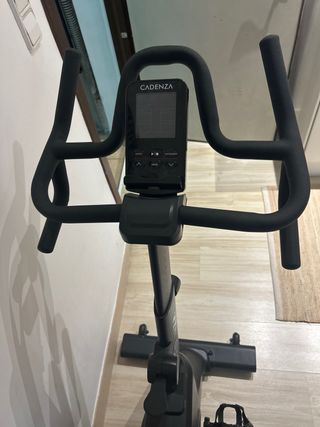 Bicicleta Estática CADENZA S40
