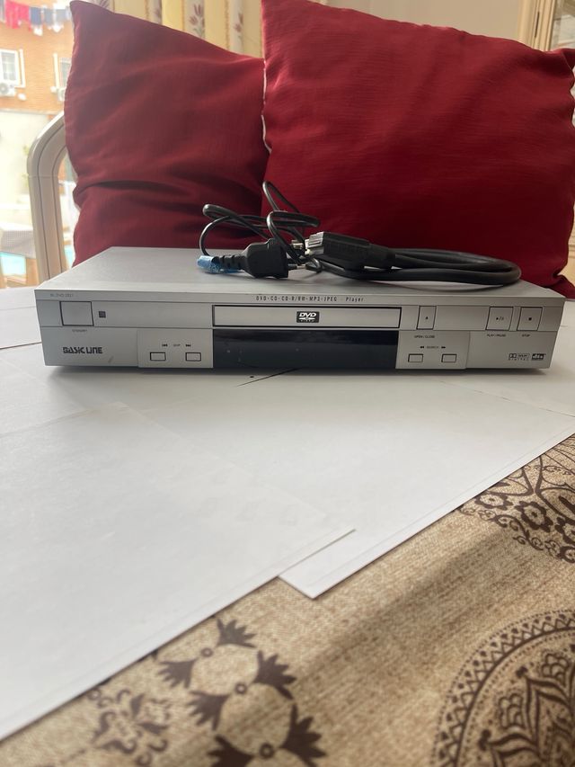 Reproductor DVD BASIC LINE 2521