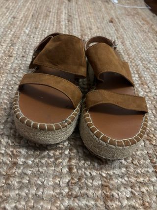 Sandalias efecto ante marrón