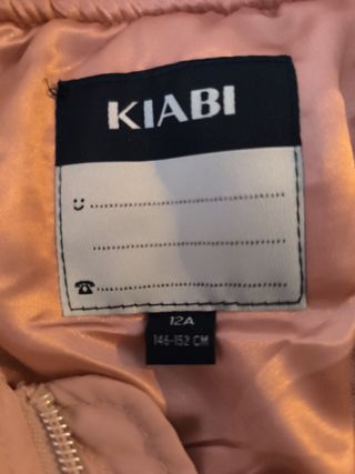 Chaqueta bomber rosa niña. Talla 12
146-152 cm