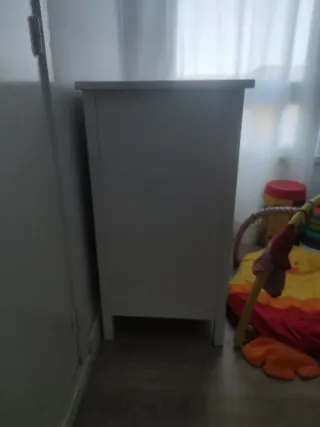 Cómoda de madera blanca 3 cajones