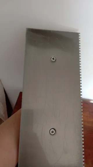 Llana dentada Rubi Acero-Stahl 28 cm.