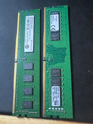 2x 8GB DDR4 2400MHz Módulos RAM