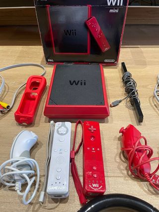 Nintendo Wii Mini + 5 Juegos