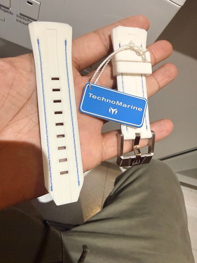 Correa Technomarine Blanca con Hebilla