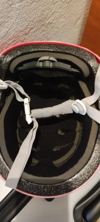 Casco infantil Olsson