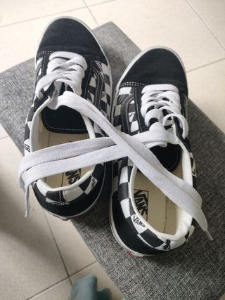 Zapatillas Vans Checkerboard Negras y Blancas