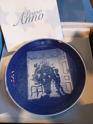 Piatto Royal Copenhagen 2000. Trimming the Tree.