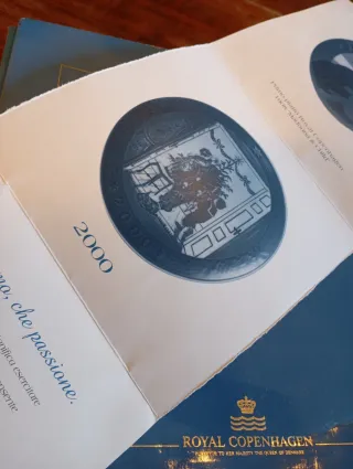 Piatto Royal Copenhagen 2000. Trimming the Tree.
