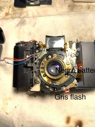 Taller de Reparación cámaras analógicas.