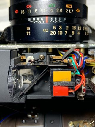 Taller de Reparación cámaras analógicas.