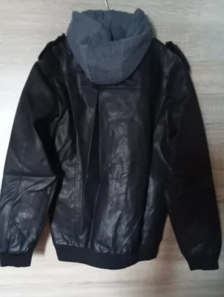 Cazadora hombre con capucha Talla S 