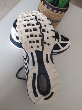 Nike Air Pegasus Zapatillas }Nuevas!!