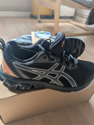 Zapatillas Asics Gel niño talla 39
