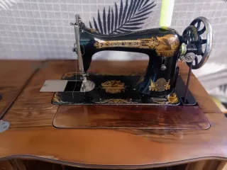 Máquina de coser Singer siglo XIX