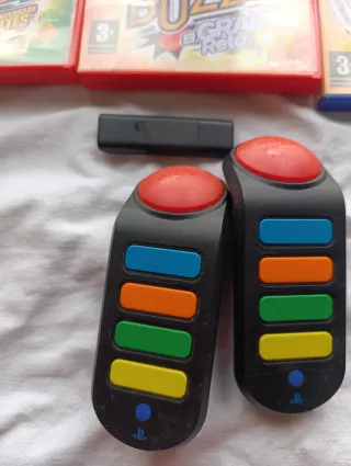 PlayStation 2 Buzz! Juegos y Mandos