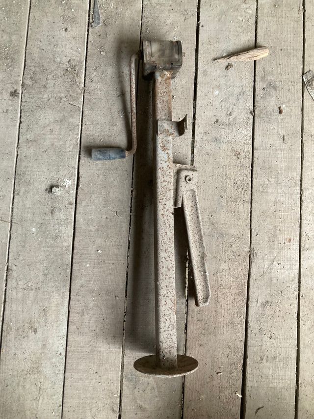 Gato hidráulico antiguo furgoneta