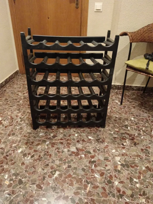 Botellero Negro Plástico.