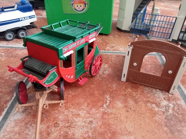 Playmobil: Banco, Coche Policía, Barco y más