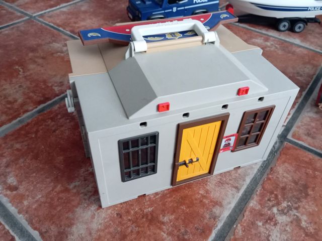 Playmobil: Banco, Coche Policía, Barco y más