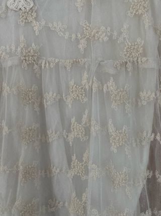 Vestido Zara encaje color hueso talla L
