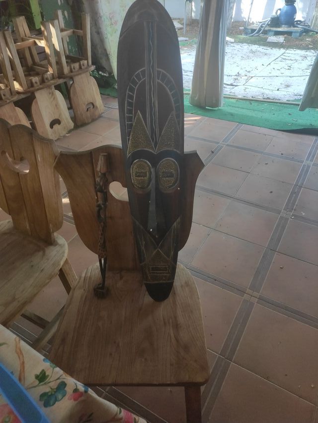 Figuras de Macaco em Madeira