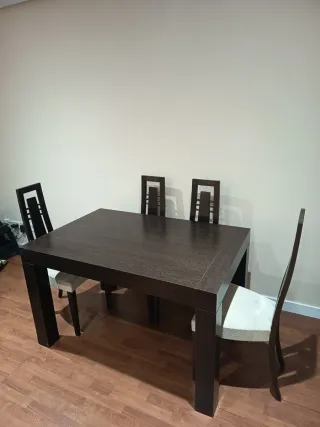 Mesa comedor de madera maciza Haya