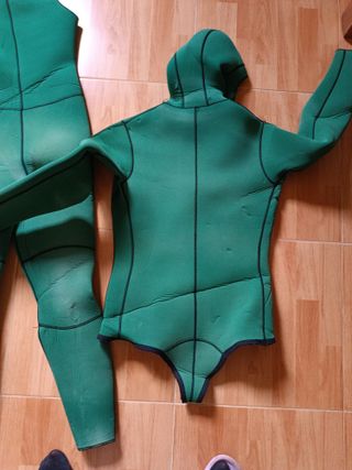 Traje de neopreno SCUBAPRO verde.Talla S/M