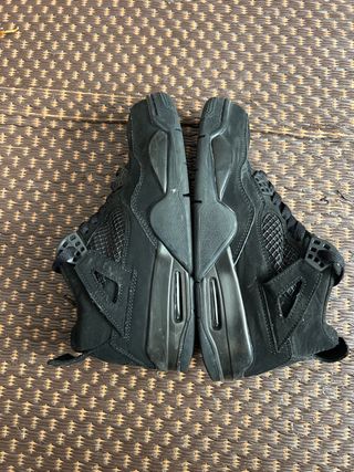 Jordan 4 Nero