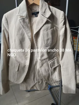 Traje pana beige Mango 10€