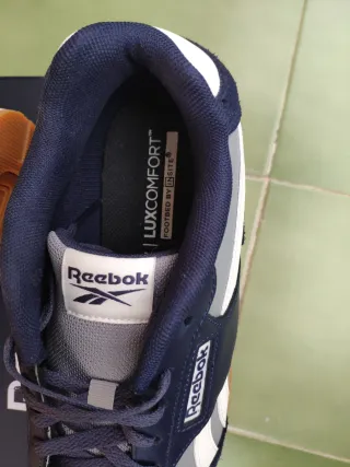 Zapatillas Reebok Glide Talla 42. NUEVAS.