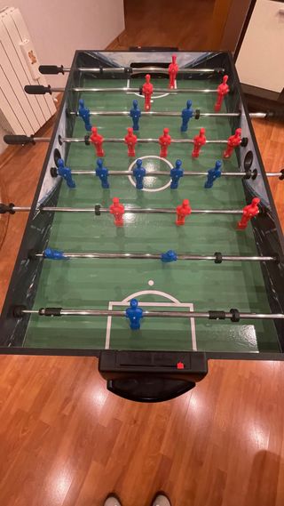 Futbolín multijuego con 10/12 juegos